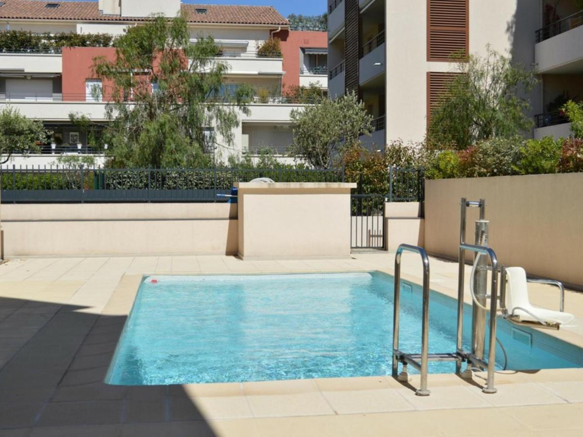 Spacieux 3 Pieces Avec Terrasse, Piscine Et Garage, A 2 Pas De La Plage - Saint Raphael - Fr-1-226A-274 Ngoại thất bức ảnh