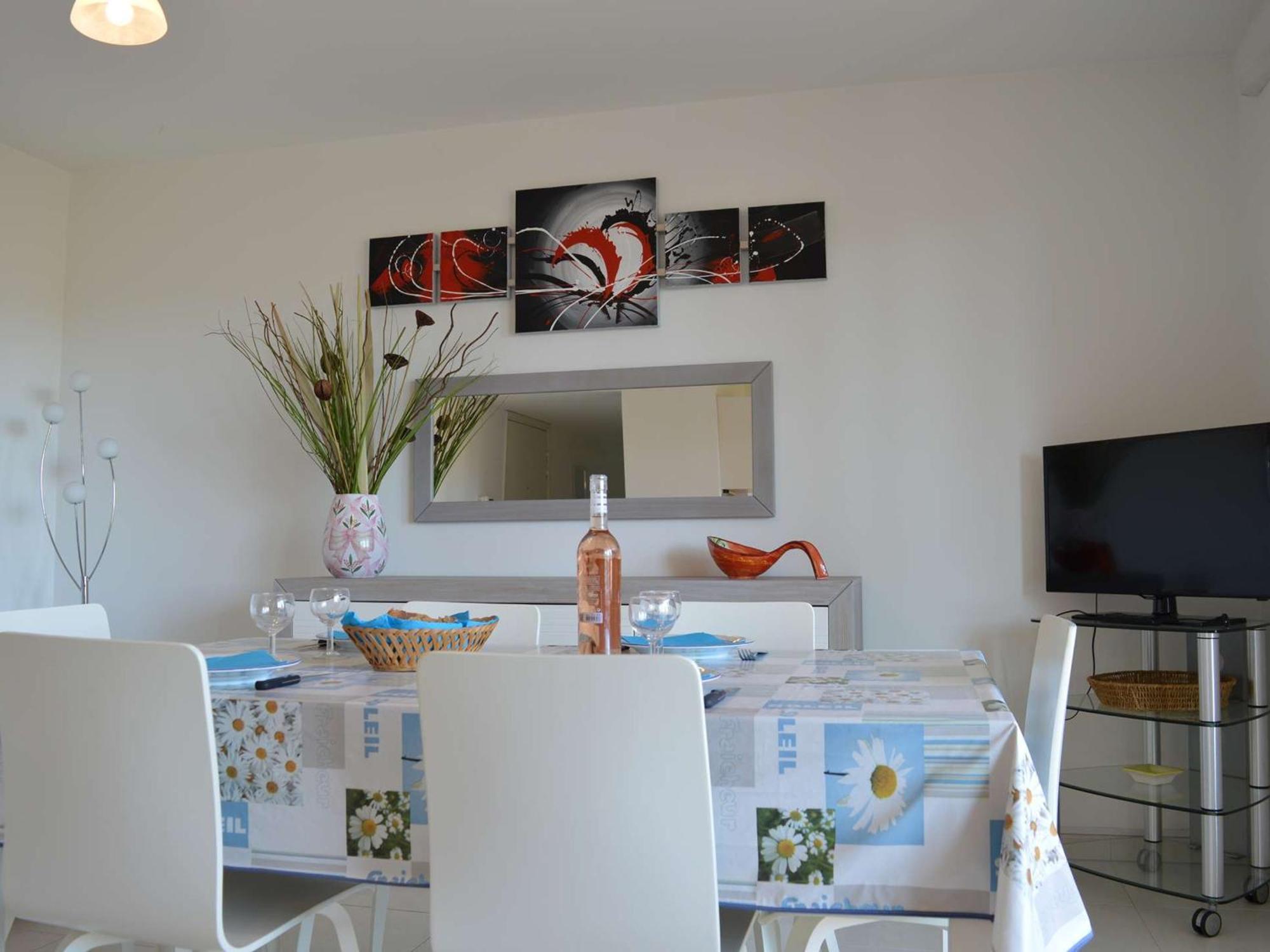 Spacieux 3 Pieces Avec Terrasse, Piscine Et Garage, A 2 Pas De La Plage - Saint Raphael - Fr-1-226A-274 Ngoại thất bức ảnh