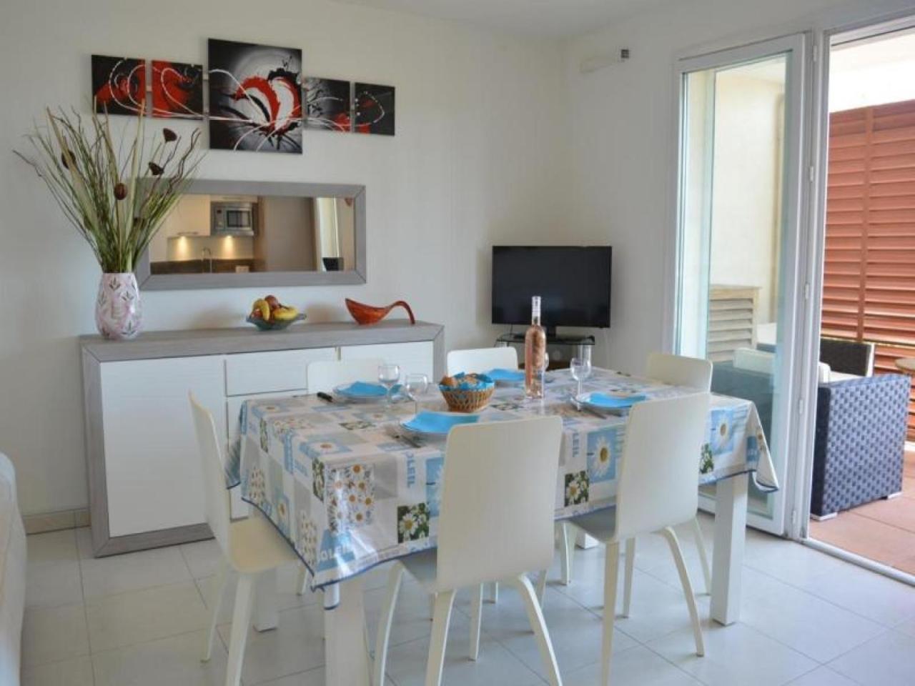 Spacieux 3 Pieces Avec Terrasse, Piscine Et Garage, A 2 Pas De La Plage - Saint Raphael - Fr-1-226A-274 Ngoại thất bức ảnh